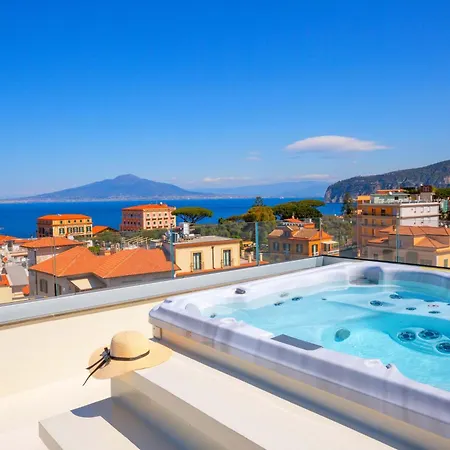 Ferienhaus - The Square Penthouse Sorrent